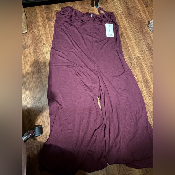 ATHLETA nighttime bliss sleep romper - Picture 2 of 5